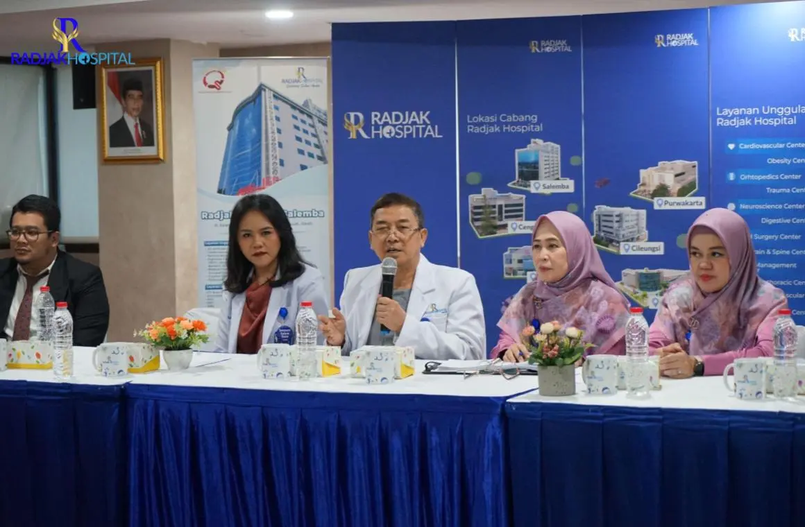 Center of Excellence Radjak Hospital, Penanganan Holistik Masalah Kesehatan